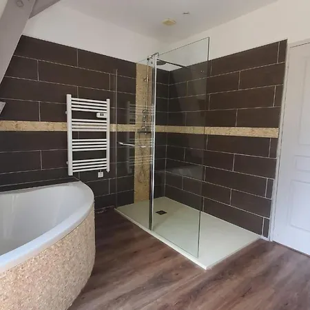 Maison Spacieuse Proche De Saint-emilion Hébergement de vacances *