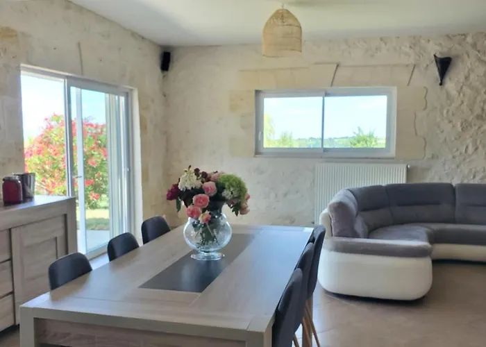 Maison Spacieuse Proche De Saint-emilion 度假居 Ruch